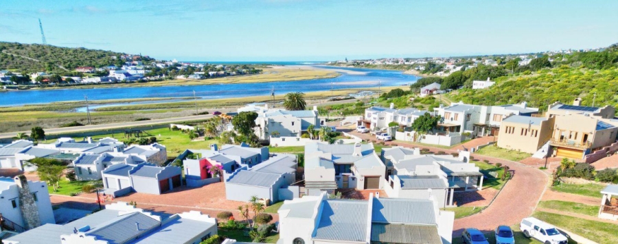 4 Bedroom Property for Sale in Stilbaai Wes Western Cape